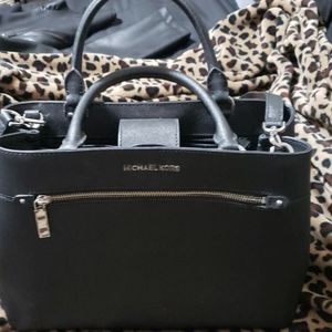 Michael kors black satchel handbag